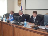 В поиске антикризисной программы