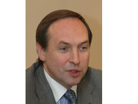 Вячеслав Никонов: Выборы в Косове выводят конфликт на более высокий виток спирали