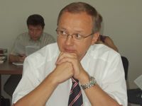 Почему Единую Россию называют партией реальных дел