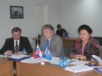 Краевые партийцы обсуждают экономику региона и страны