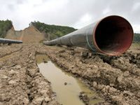 Госдума защитила нефтепроводы от криминала