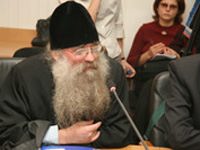 Столичные единороссы объявили войну трансгенам