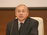 Мартин Шакум