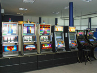 Таможня выявила 5 тыс нелегальных игровых автоматов