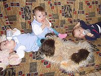 Подопечным тройняшкам Игоря Исакова исполнилось полтора года