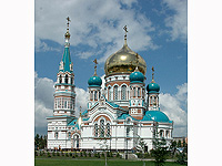 В Омске освящен возрожденный Свято-Успенский кафедральный собор