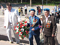 Единая Россия отметила День десантника