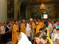 Всеми святыми осиянный...