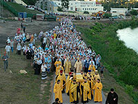 Всеми святыми осиянный...