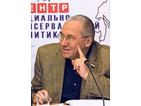 Андрей Кокошин: Развитие нанотехнологий - это национальная задача