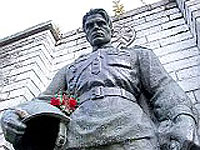 Автору книги о