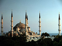 Турцию может возглавить исламист, верный идеалам светского государства