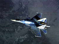 Изюминка МАКСа – суперманевренный Су-35