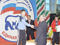 Новый легкоатлетический манеж открыт в Елабуге