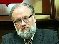 Глава ЦИК разъяснил, чего может не делать президент