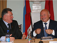 Президент никуда не уходит, перемены к лучшему будут продолжены