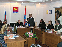 Стремление общественных организаций сделать жизнь людей лучше должно поощряться