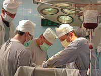 Российский хирург провел уникальную операцию по реимплантации печени