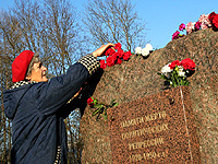 В Пскове установили закладной камень будущего памятника жертвам политических репрессий