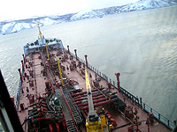 У берегов Кореи в море вылилось 30 тонн нефти