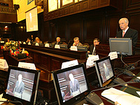 Ректоры ведущих вузов страны требуют обеспечить преемственность стратегии стабильного развития России