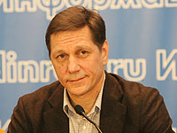 Жуков: Дефолта в России произойти не может