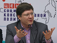 Андрей Исаев: Этот праздник будет способствовать укреплению института семьи в России