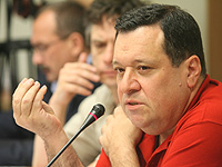 Макаров: Политические решения следует подкреплять деньгами