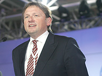 Партия создает Центр борьбы с рейдерством