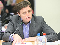 Груздев: Развитие молодежного бизнеса является сегодня одним из приоритетных направлений политики государства