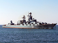 Флагман ЧФ вернулся из Абхазии в Севастополь