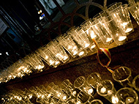 В поселке Беляевка прошла панихида по погибшим школьницам