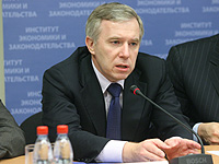 Шувалов:Для нас важно обсуждение вопросов внутрипартийного развития