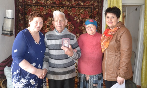 ����: amur.er.ru