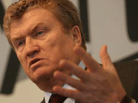 Язев: Мировая цена на нефть в 2009 году может находиться в пределах 80-120 долларов