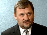 Памятник Ахмату Кадырову установлен в Грозном