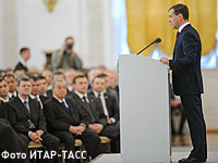 Медведев: Территориальные структуры федеральных органов власти нужно сокращать