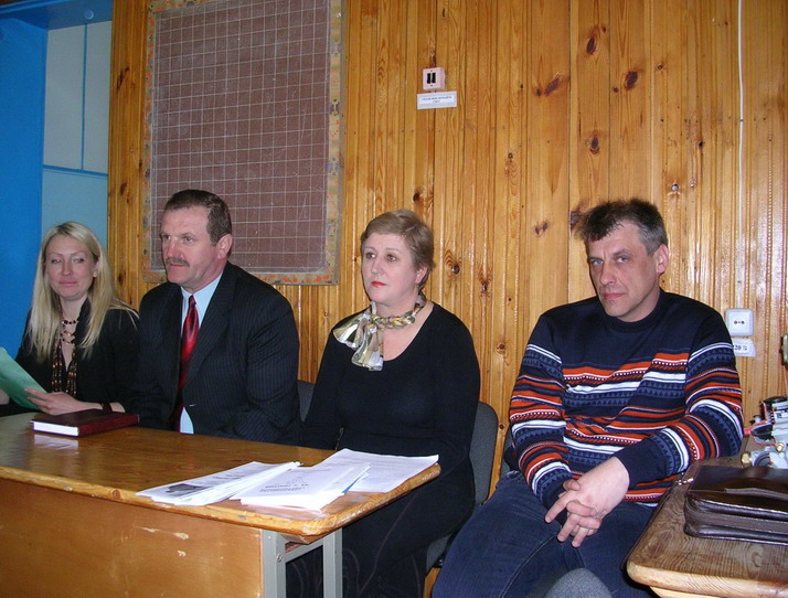 ��� �-����� 714