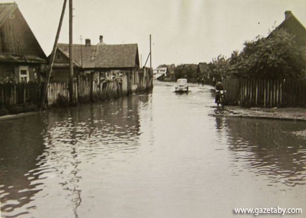 Потоп на Комаровке в 1946-м Потоп на Комаровке в 1946-м