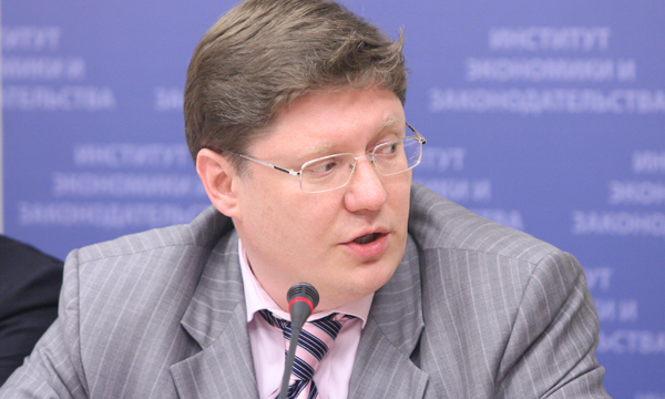 Заместитель секретаря Генсовета «Единой России», глава комитета Госдумы по труду, социальной политике и делам ветеранов Андрей Исаев. Фото: ER.RU