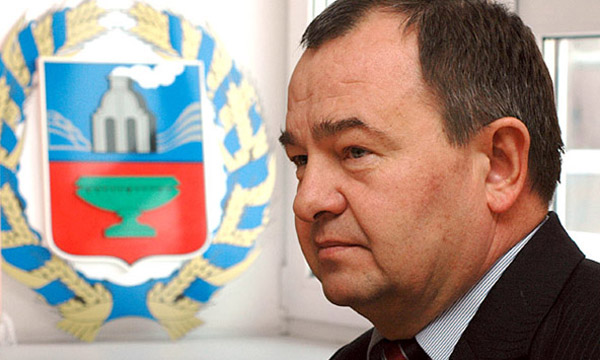 отчетным докладом о работе Алтайского регионального отделения партии «Единая Россия» на отчетно-выборной Конференции выступил секретарь Регионального политсовета Борис Трофимов. Фото altai-ter.er.ru