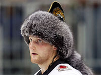 Медвежьи шапки хотят заменить на синтетику