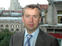 Уважаемые женщины!