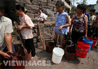 30 тонн соляной кислоты попало в реку на юге Китая. 100 тысяч человек без воды