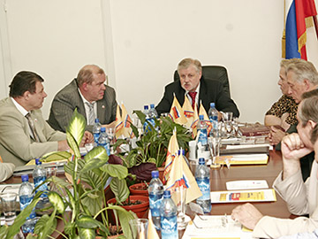 Сергей Миронов принял участие в заседании Палаты представителей Союза Сторонников "Справедливой России"