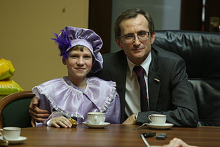 Николай Левичев и юный артист