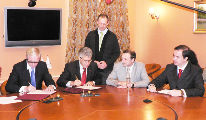 Партия «ПРАВОЕ ДЕЛО» подписала соглашение о сотрудничестве с Российским союзом промышленников и предпринимателей (РСПП)