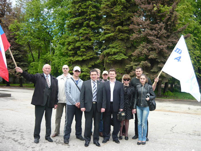 �������