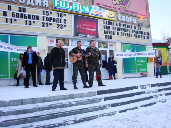 �������