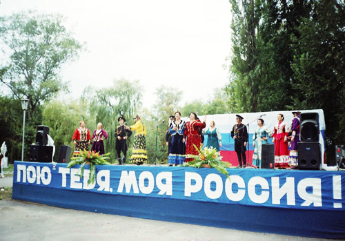 �������